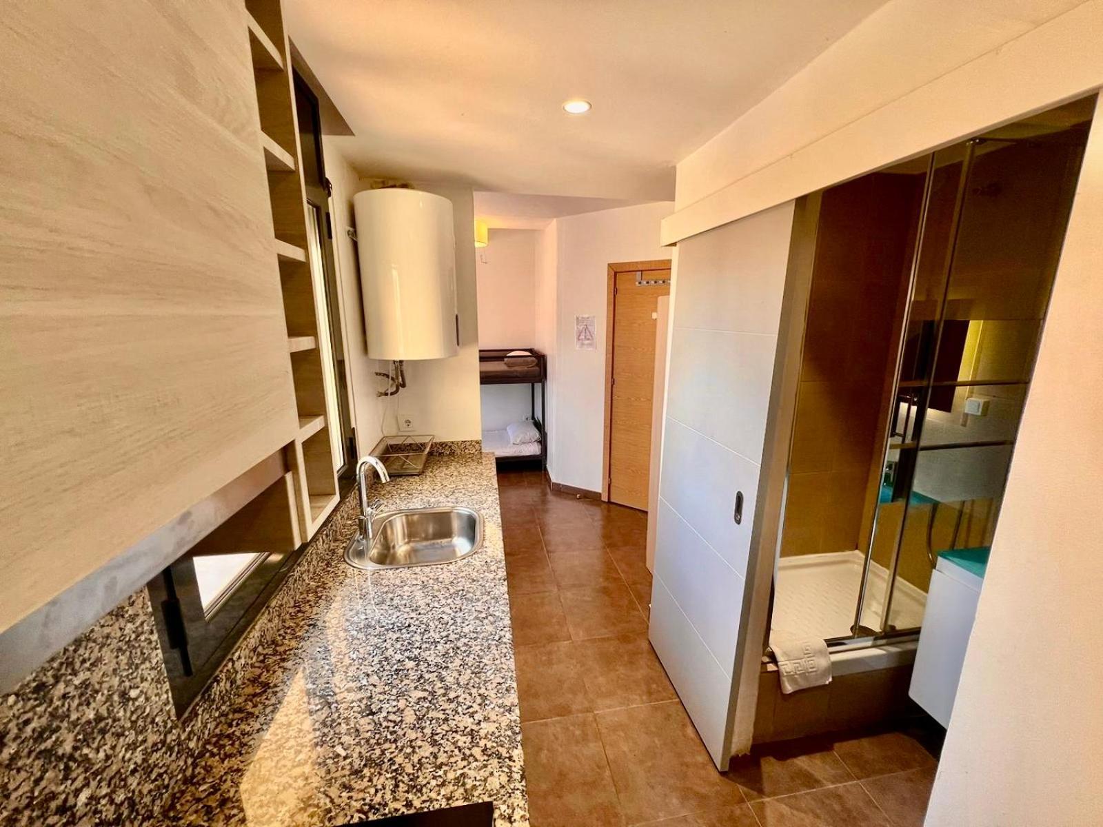 Mt Boutique Suites Y Apartamentos - Adults Only - ماتارو المظهر الخارجي الصورة