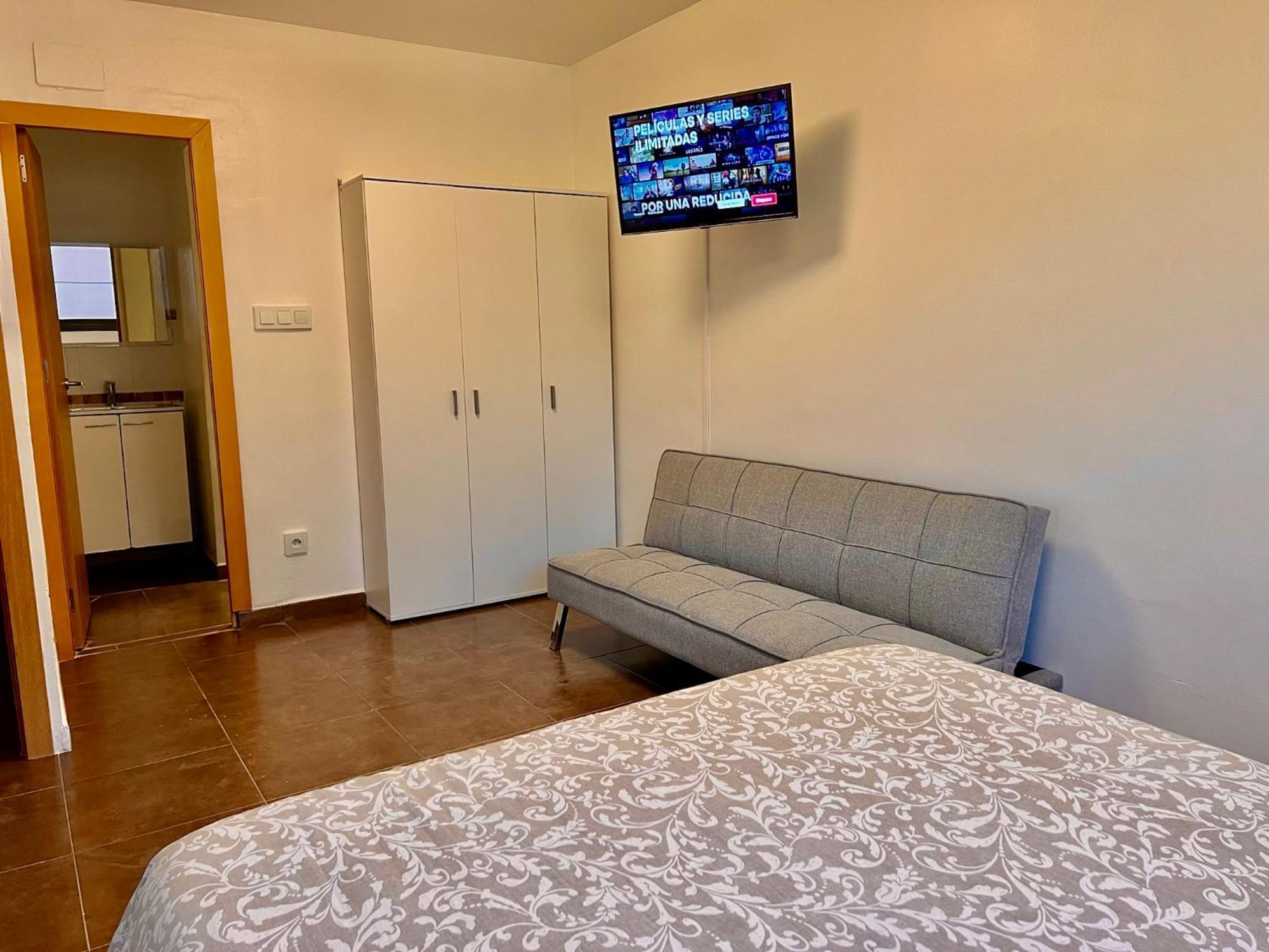 Mt Boutique Suites Y Apartamentos - Adults Only - ماتارو المظهر الخارجي الصورة