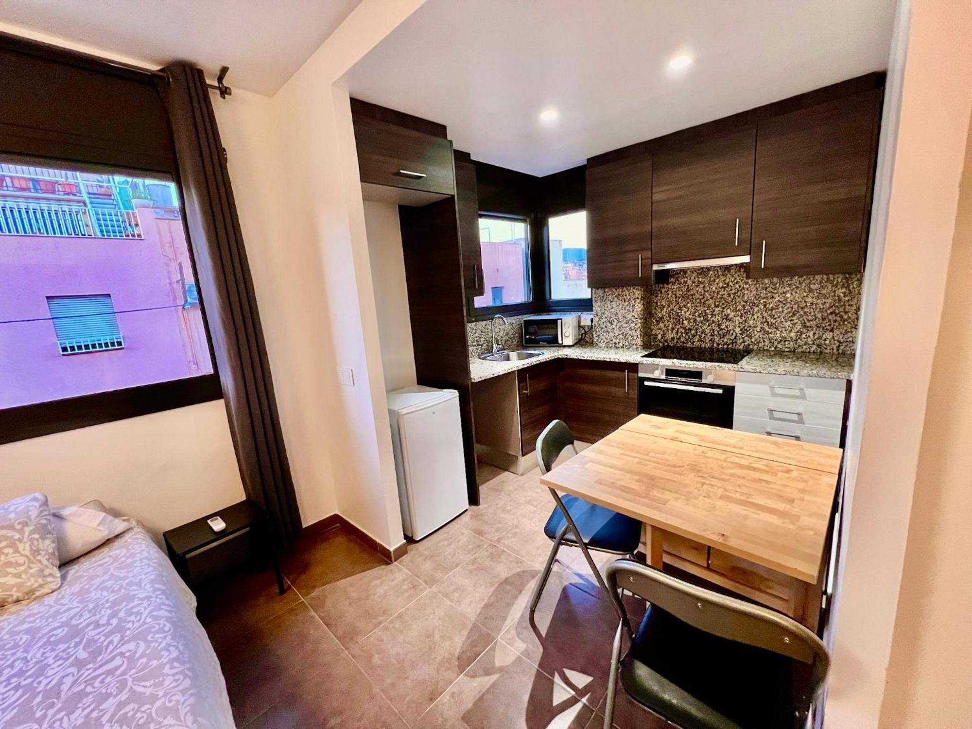 Mt Boutique Suites Y Apartamentos - Adults Only - ماتارو المظهر الخارجي الصورة