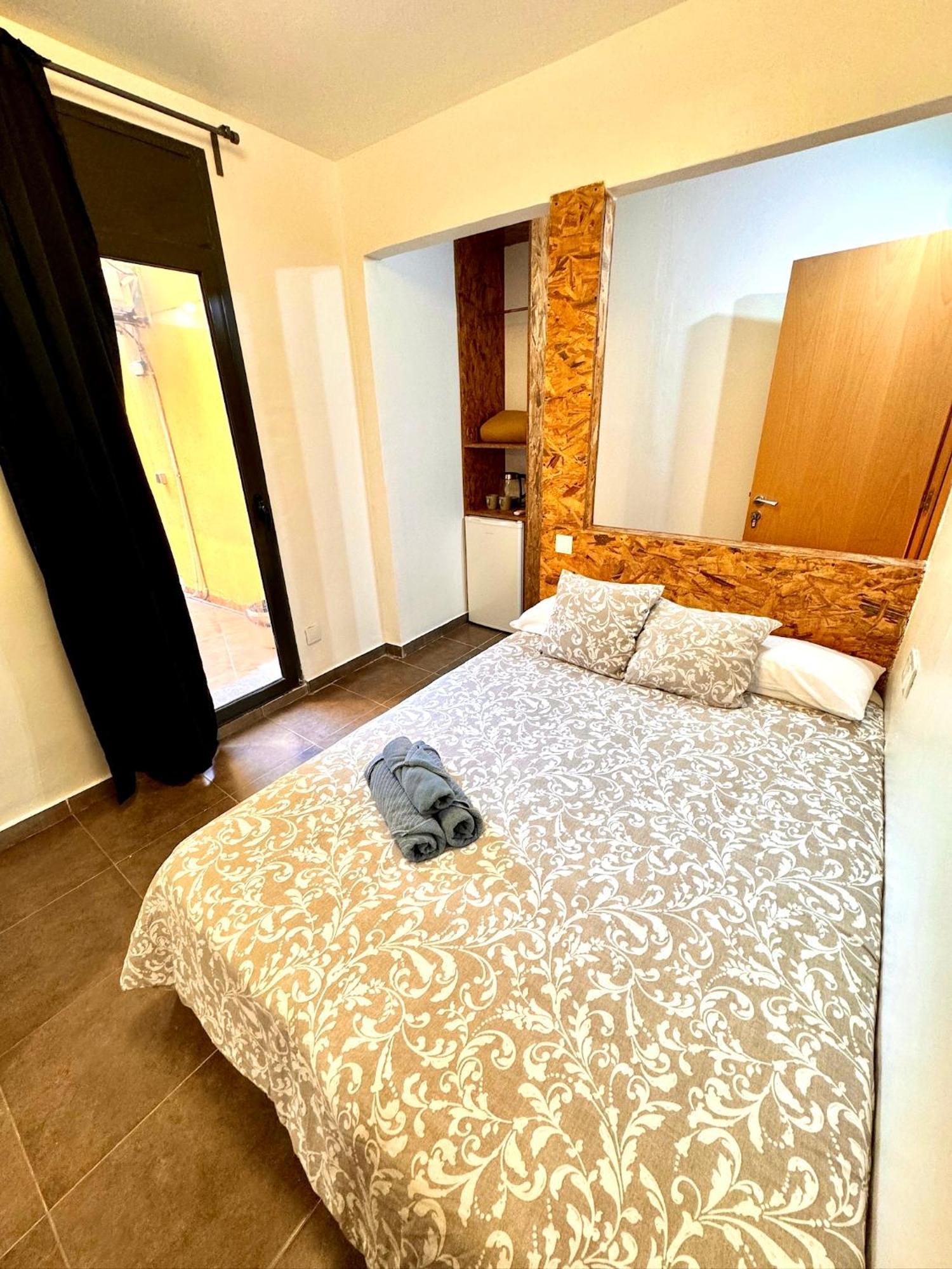 Mt Boutique Suites Y Apartamentos - Adults Only - ماتارو المظهر الخارجي الصورة