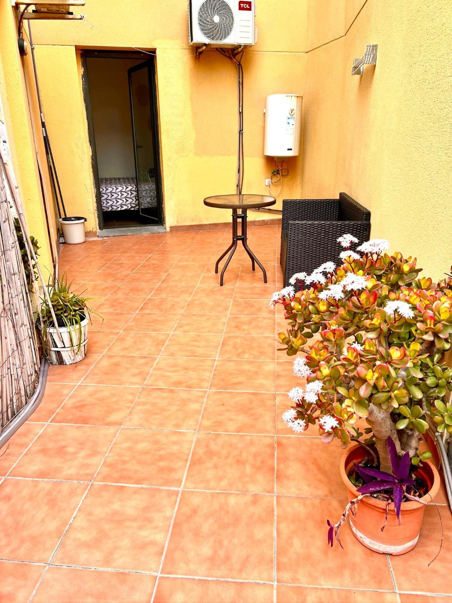 Mt Boutique Suites Y Apartamentos - Adults Only - ماتارو المظهر الخارجي الصورة