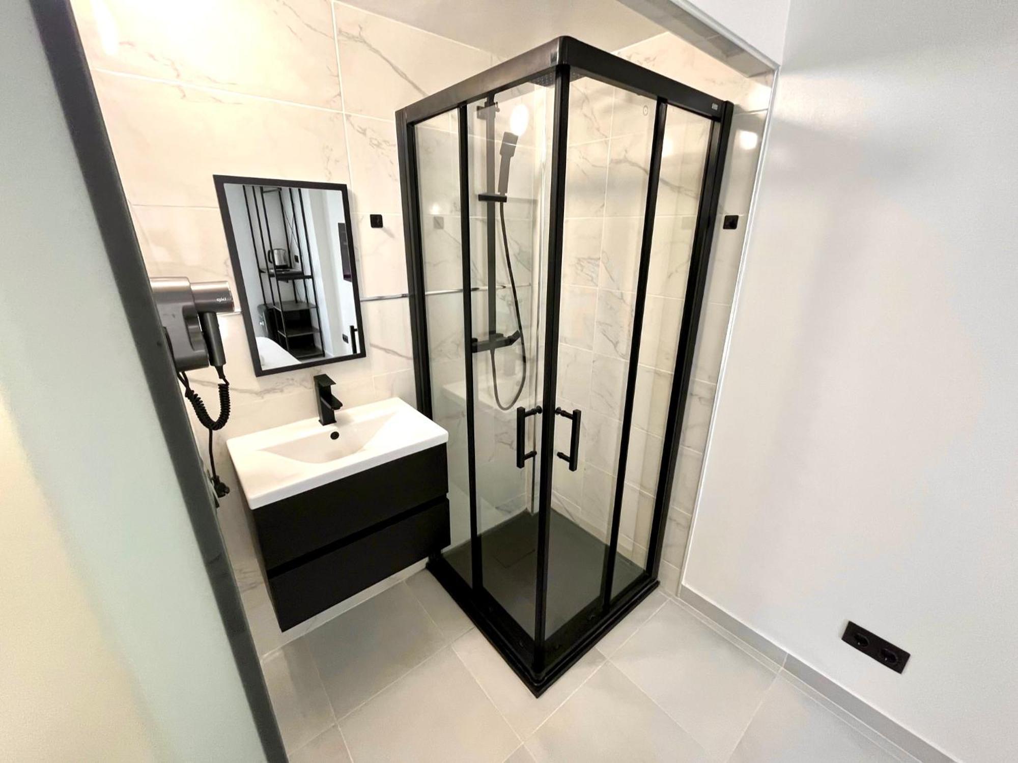 Mt Boutique Suites Y Apartamentos - Adults Only - ماتارو المظهر الخارجي الصورة