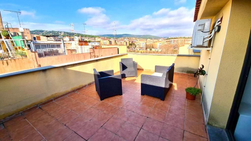 Mt Boutique Suites Y Apartamentos - Adults Only - ماتارو المظهر الخارجي الصورة