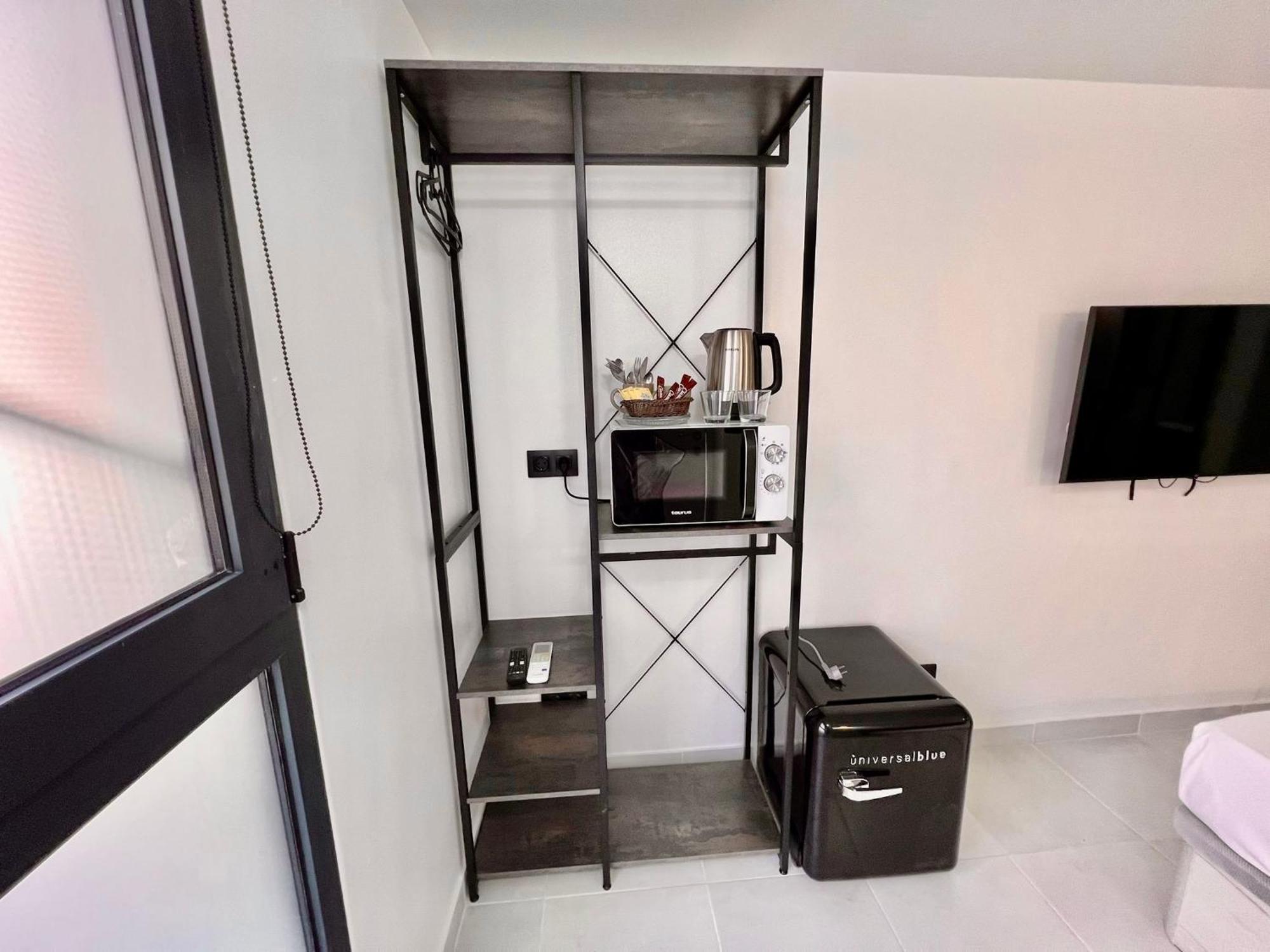 Mt Boutique Suites Y Apartamentos - Adults Only - ماتارو المظهر الخارجي الصورة